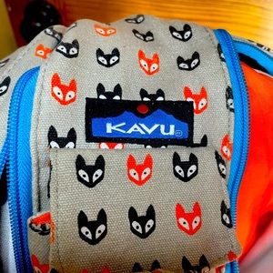 Kavu rope backpack with cute little foxes! 🦊